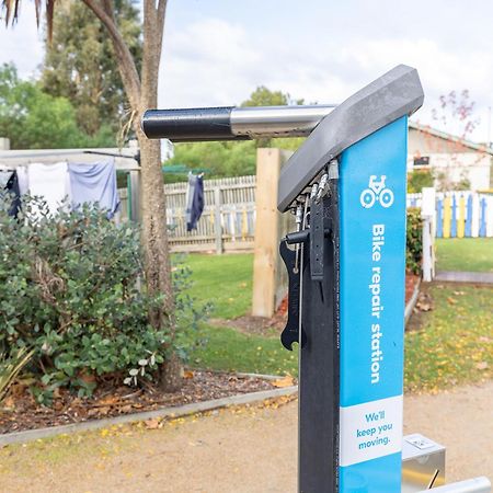 Nrma Bairnsdale Riverside Holiday Park Bagian luar foto