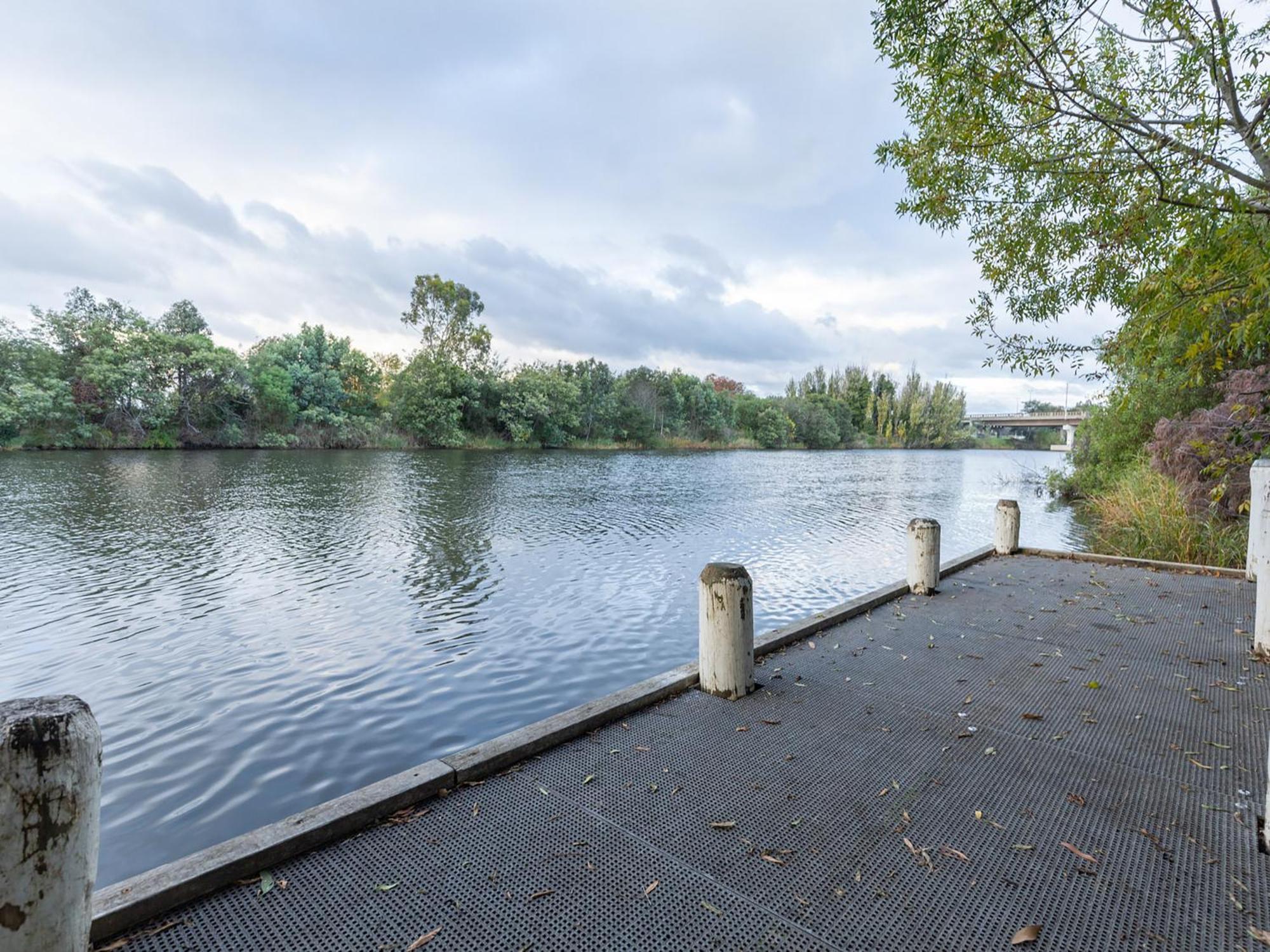 Nrma Bairnsdale Riverside Holiday Park Bagian luar foto