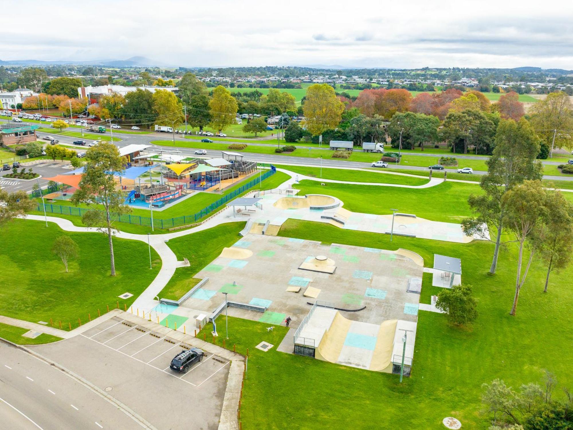 Nrma Bairnsdale Riverside Holiday Park Bagian luar foto