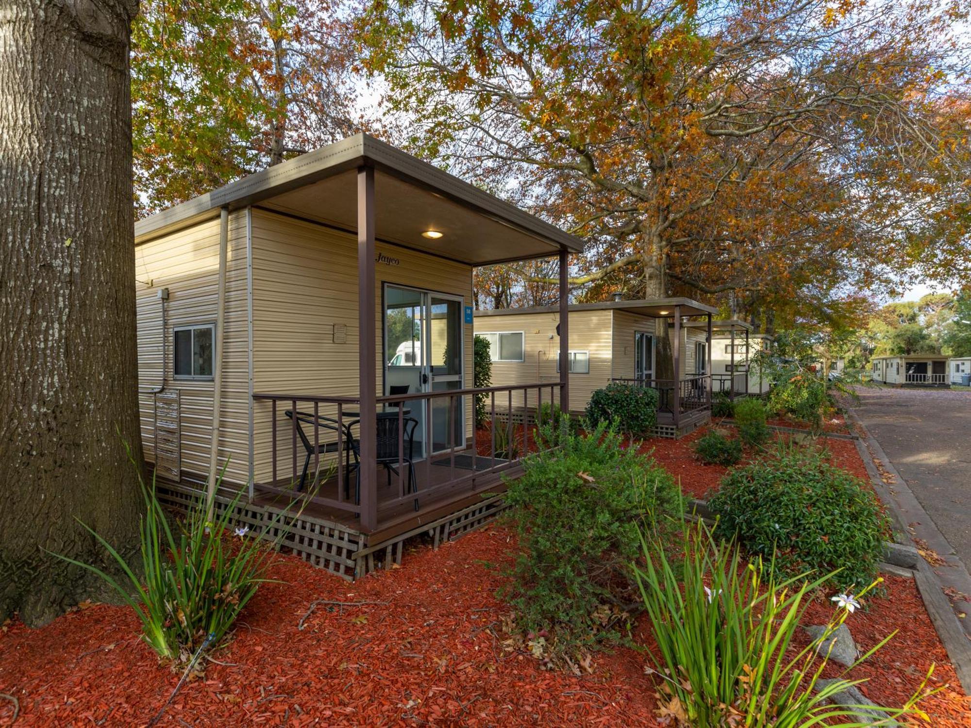 Nrma Bairnsdale Riverside Holiday Park Ruang foto