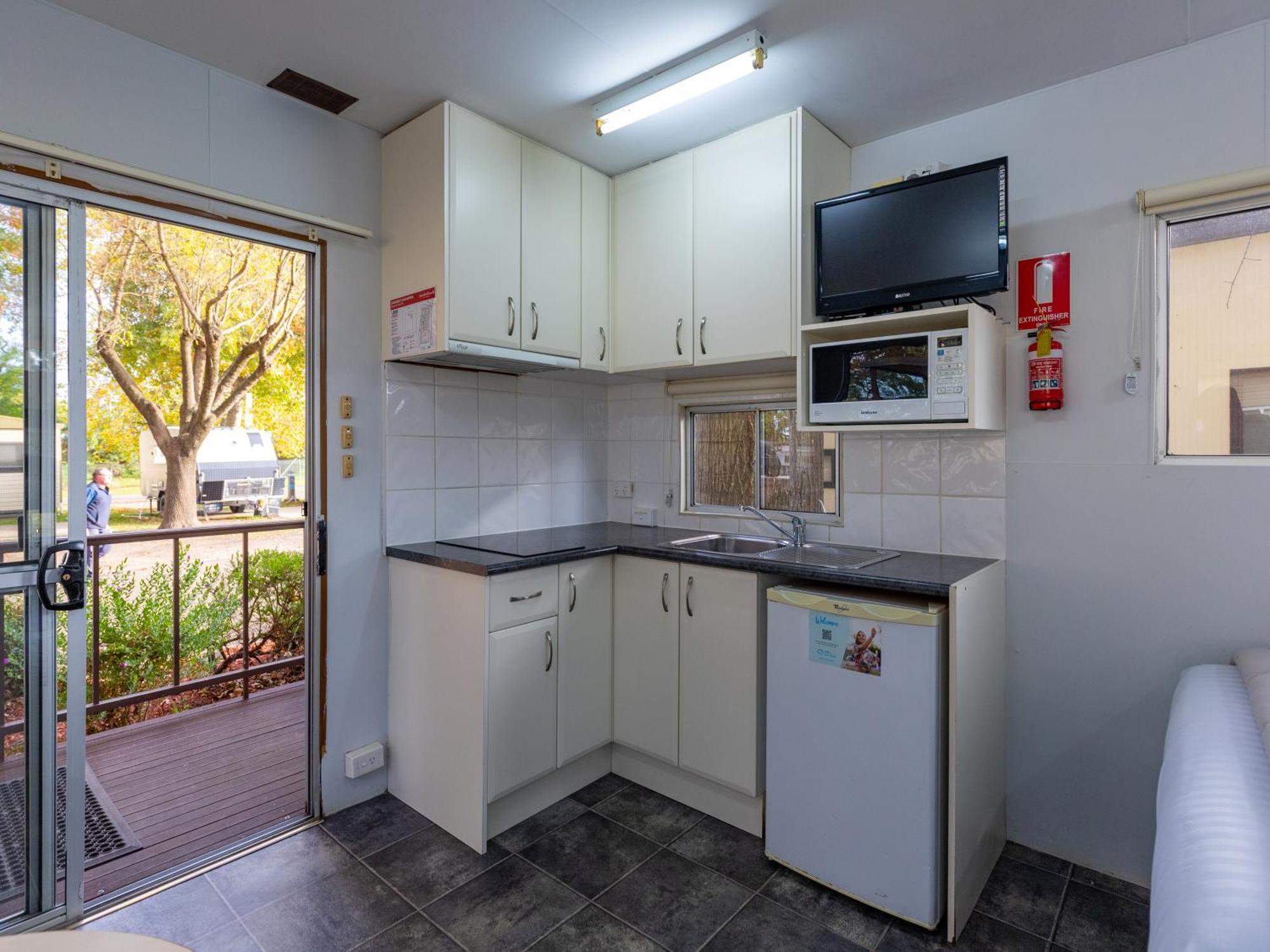 Nrma Bairnsdale Riverside Holiday Park Ruang foto