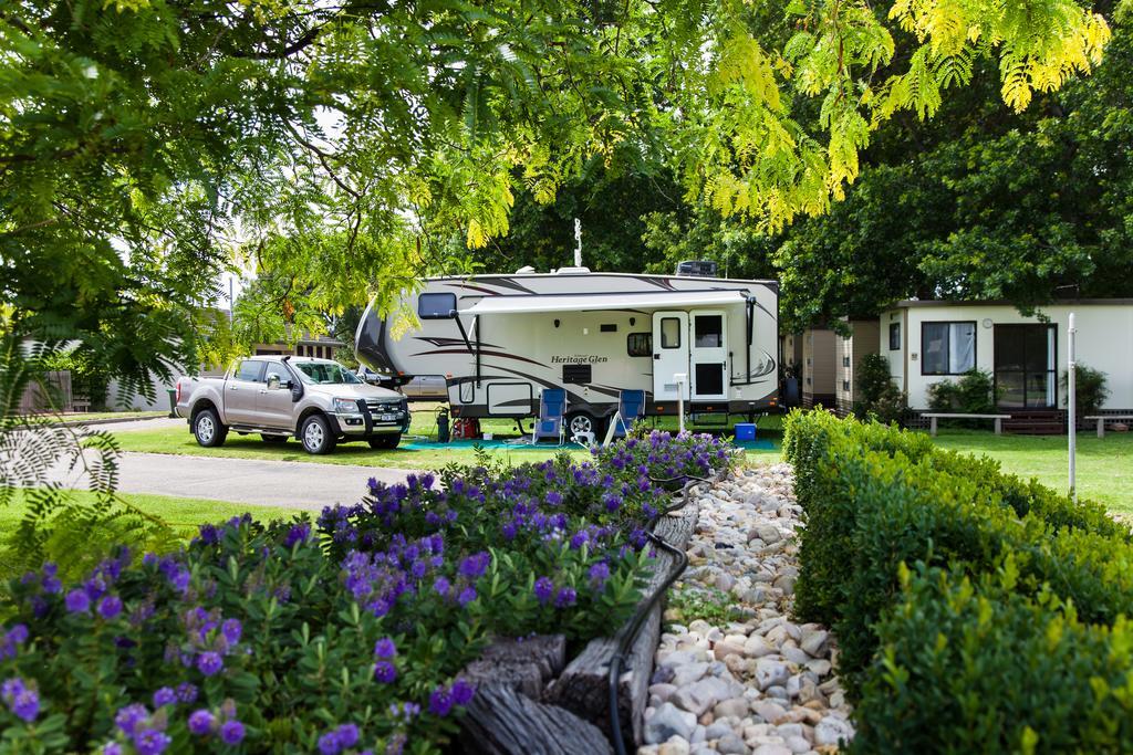 Nrma Bairnsdale Riverside Holiday Park Bagian luar foto