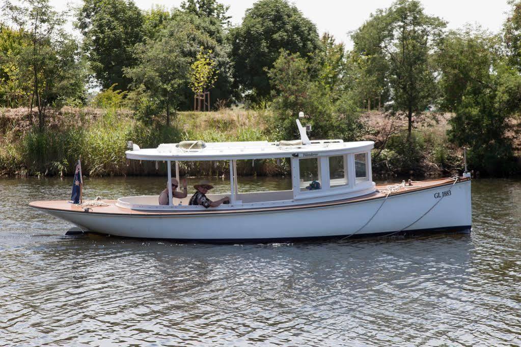Nrma Bairnsdale Riverside Holiday Park Bagian luar foto