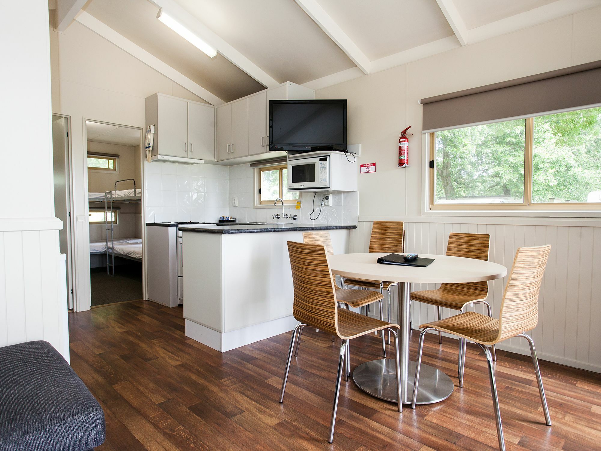 Nrma Bairnsdale Riverside Holiday Park Bagian luar foto